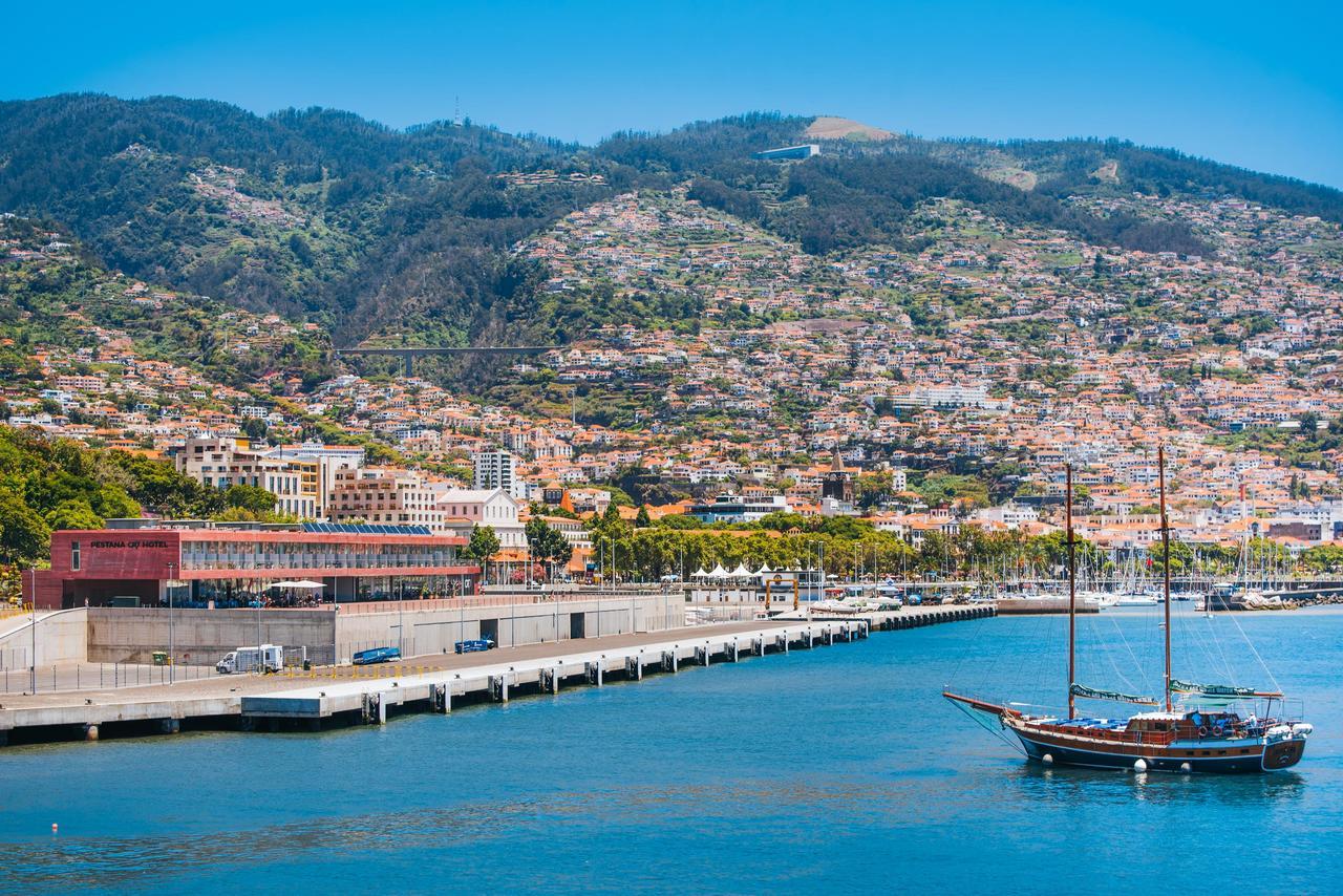 Hotel Pestana Cr7 Funchal (Adults Only) Esterno foto