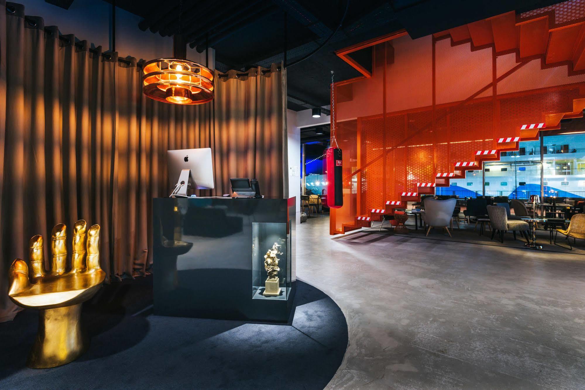 Hotel Pestana Cr7 Funchal (Adults Only) Esterno foto