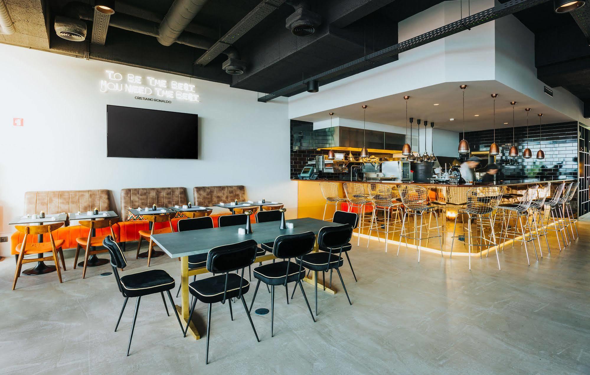 Hotel Pestana Cr7 Funchal (Adults Only) Esterno foto