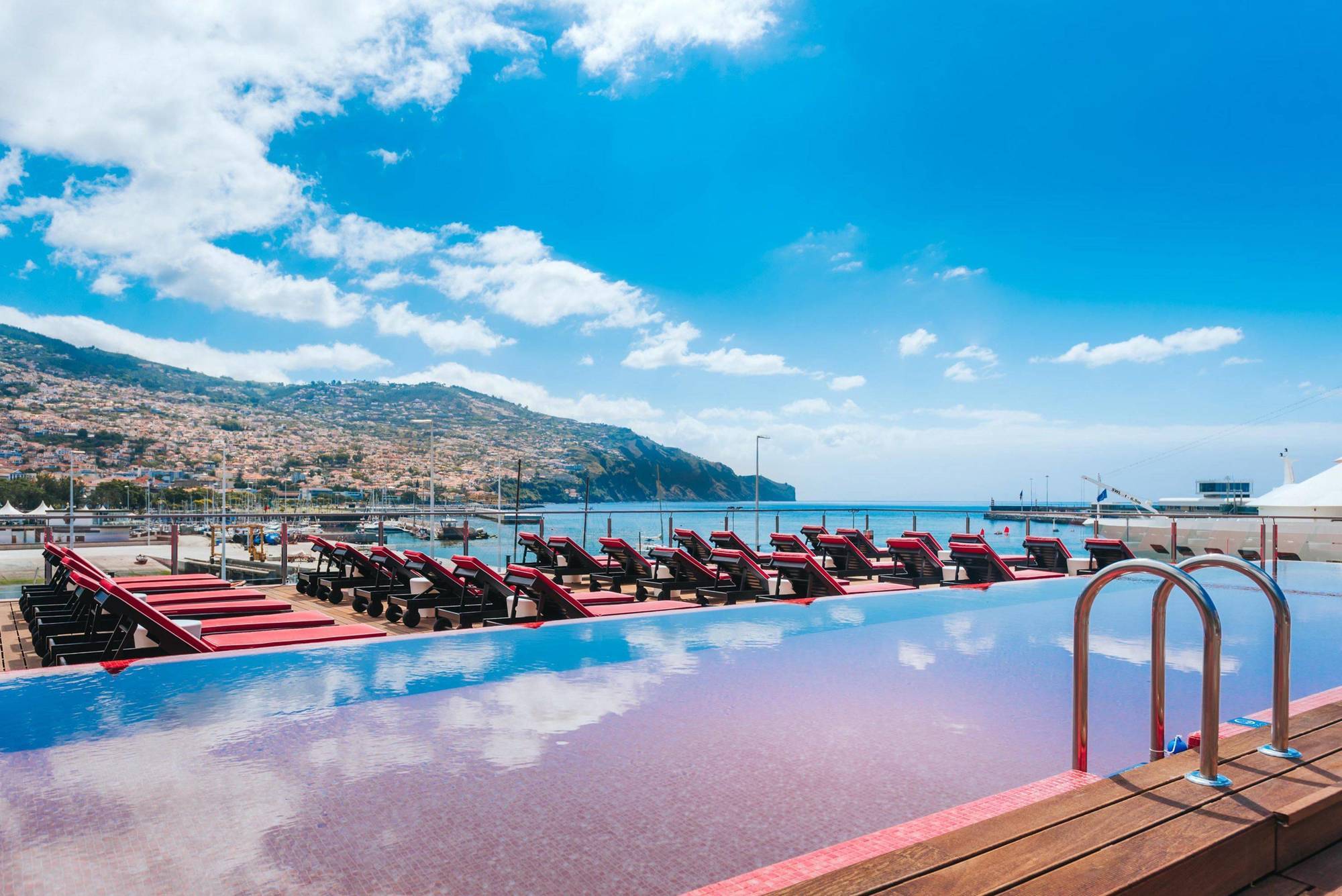 Hotel Pestana Cr7 Funchal (Adults Only) Esterno foto